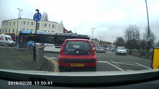 Red Peugeot 107 (BD09FZZ)