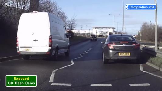 Black Vauxhall Insignia (BU15XRZ)