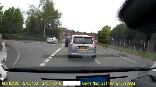 Silver Ford Focus c-max (BV05VDE)