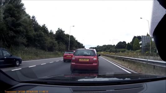 Red Citroen C2 (CA06USF)