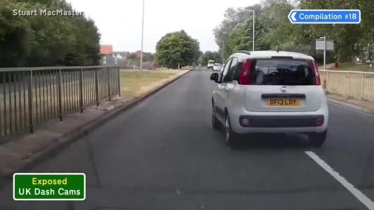 White Fiat Panda (DF13LDY)