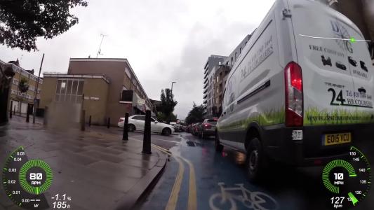 White Ford Transit (EO15VCU)