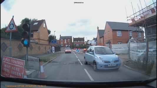 Blue Nissan Micra (FL06EFU)