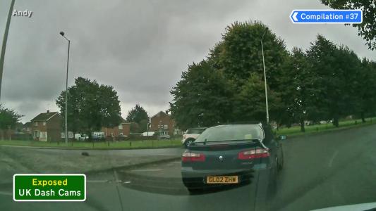 Blue Renault Laguna (GL02ZHW)