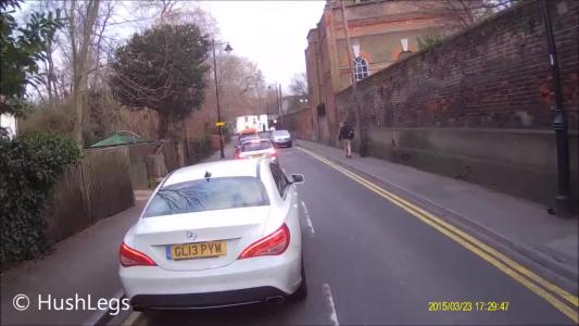 White Mercedes-benz Cla (GL13PYW)