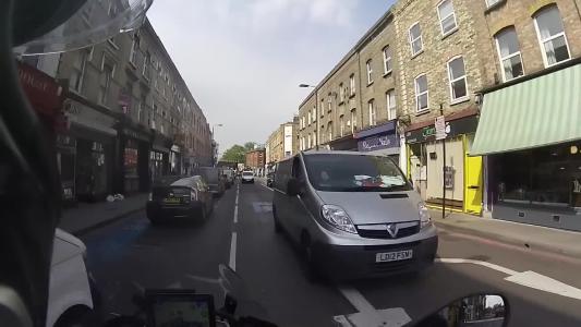 Silver Vauxhall Vivaro (LD12FSN)