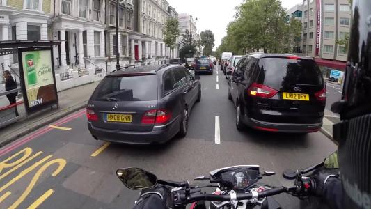 Black Ford Galaxy (LR12DFY)