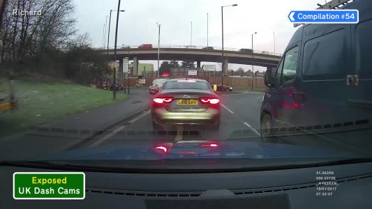 Grey Jaguar Xe (LR16ERV)