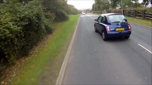 Blue Nissan Micra (LT03KVK)