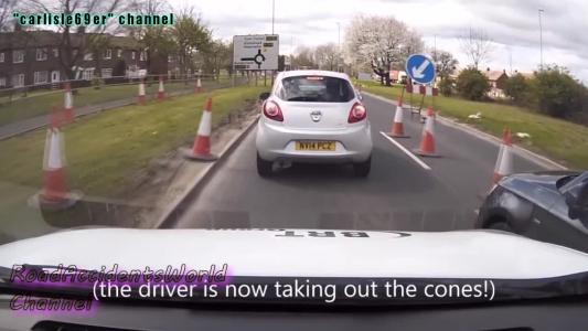 Silver Ford Ka (NV14PCZ)