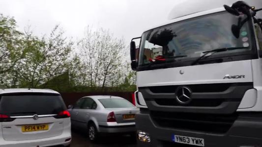 White Vauxhall Zafira (PF14WYP)