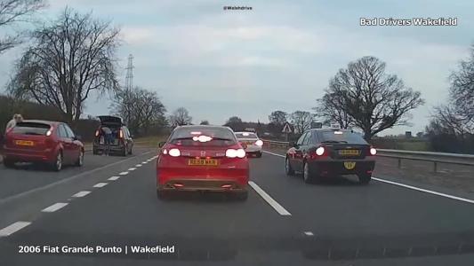 Red Honda Civic (RE58WKR)