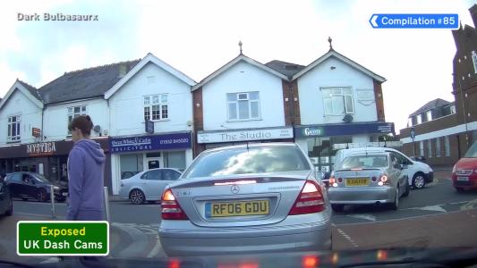 Silver Mercedes C180 k sport edition auto (RF06GDU)