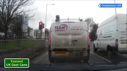 White Ford (SH66KVR)