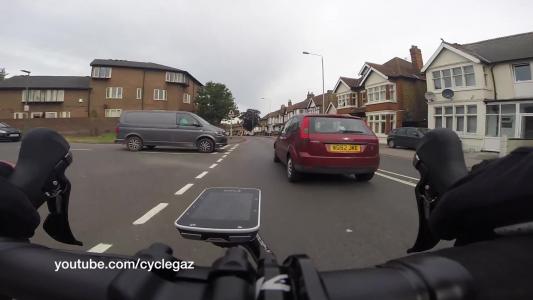 Red Ford Fiesta (WG52JKE)