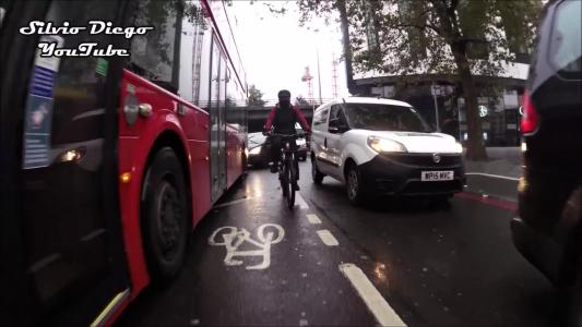 White Fiat Doblo (WP15MVC)