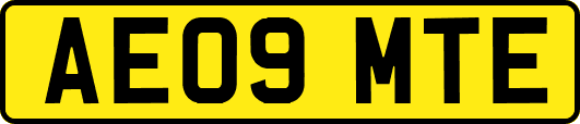 AE09MTE
