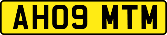 AH09MTM