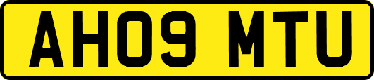 AH09MTU