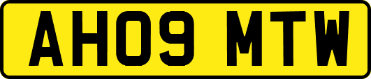 AH09MTW