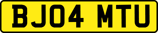 BJ04MTU