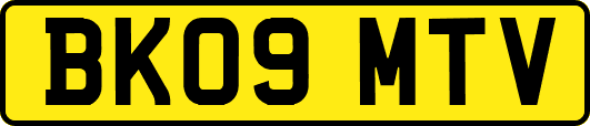 BK09MTV