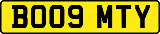 BO09MTY