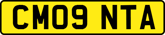 CM09NTA