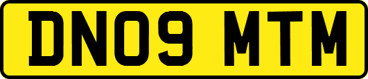 DN09MTM