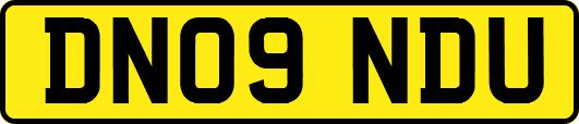 DN09NDU
