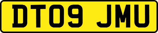 DT09JMU