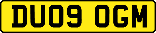 DU09OGM