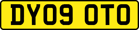 DY09OTO
