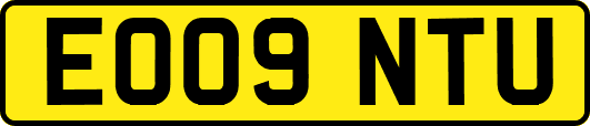 EO09NTU