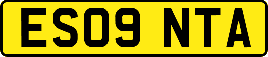 ES09NTA