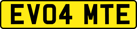 EV04MTE