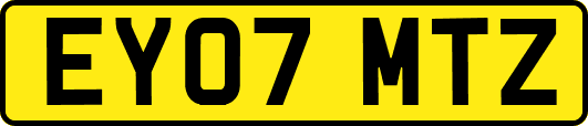 EY07MTZ