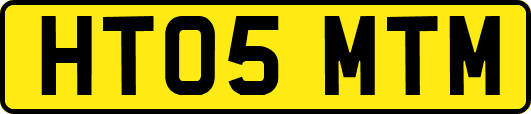 HT05MTM