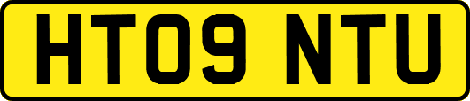 HT09NTU