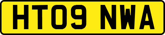 HT09NWA