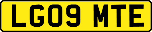 LG09MTE