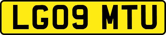 LG09MTU
