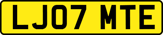 LJ07MTE