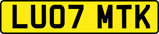 LU07MTK