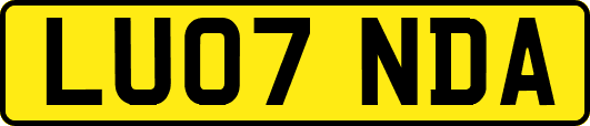 LU07NDA