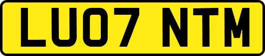 LU07NTM