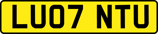 LU07NTU