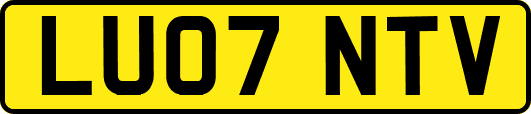 LU07NTV