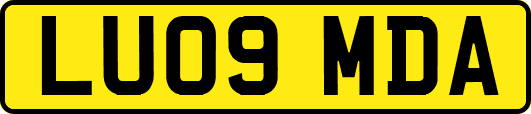 LU09MDA