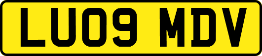 LU09MDV